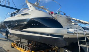 Luxury-yachts-specialist-Sunseeker-Camargue-44-11
