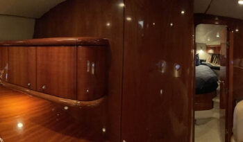 Luxury-yachts-specialist-Sunseeker-Camargue-44-24