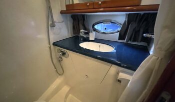 Luxury-yachts-specialist-Sunseeker-Camargue-44-33