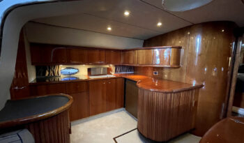 Luxury-yachts-specialist-Sunseeker-Camargue-44-37