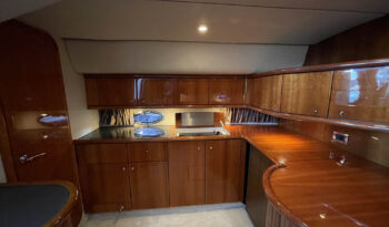 Luxury-yachts-specialist-Sunseeker-Camargue-44-38