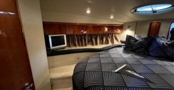 Luxury-yachts-specialist-Sunseeker-Camargue-44-45