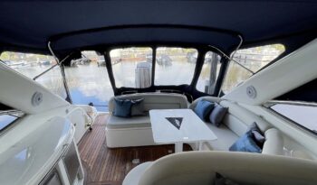 Luxury-yachts-specialist-Sunseeker-Camargue-44-78