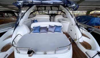 Luxury-yachts-specialist-Sunseeker-Camargue-44-80