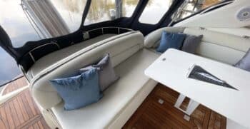 Luxury-yachts-specialist-Sunseeker-Camargue-44-77