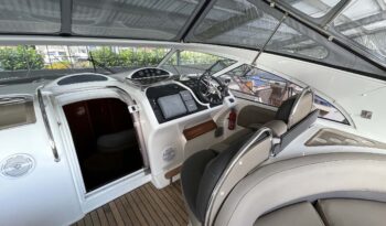 Luxury-yachts-specialist-Fairline-43-11