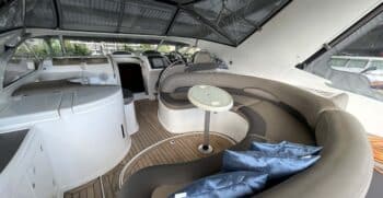 Luxury-yachts-specialist-Fairline-43-16
