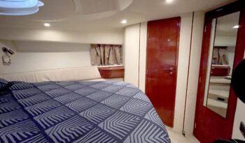 Luxury-yachts-specialist-Fairline-43-38