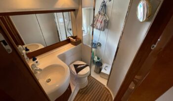 Luxury-yachts-specialist-Princess-v48-2004-19