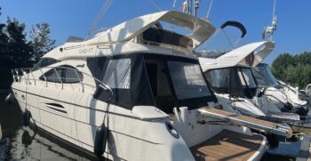 Luxury-yachts-specialist-Astondoa-46-GLX-02