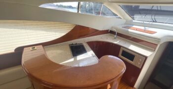 Luxury-yachts-specialist-Astondoa-46-GLX-07