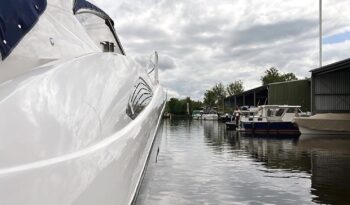 Luxury-yachts-specialist-Sunseeker-Portofino-46-2004-46