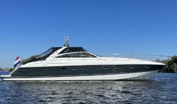 luxury-yachts-specialist-Princess-v55-200206 31