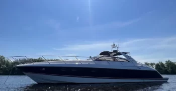 luxury-yachts-specialist-Princess-v55-200223 16