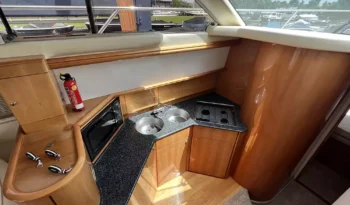 Luxury-Yachts-Specialist 14 25 41