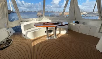 Azimut 68 2001