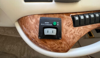 luxury-yachts-specialist-Azimut-68-plus-2001-0757