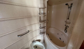 luxury-yachts-specialist-Azimut-68-plus-2001-0788