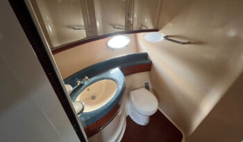 luxury-yachts-specialist-Azimut-68-plus-2001-0795