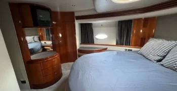 luxury-yachts-specialist-Azimut-68-plus-2001-0797