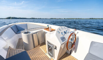 luxury-yachts-specialist-Reno-playa-8-66